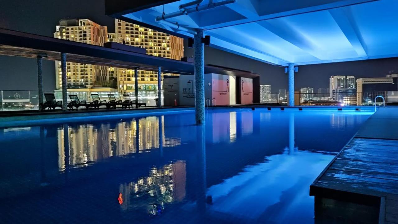 The Honeymoon Haven - 99 Residences ملقا المظهر الخارجي الصورة