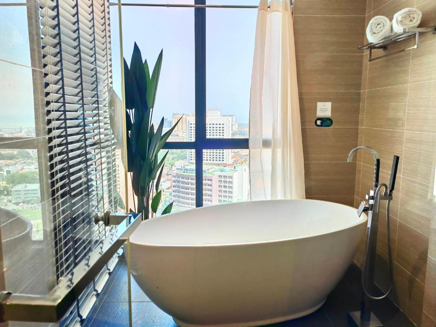 The Honeymoon Haven - 99 Residences ملقا المظهر الخارجي الصورة